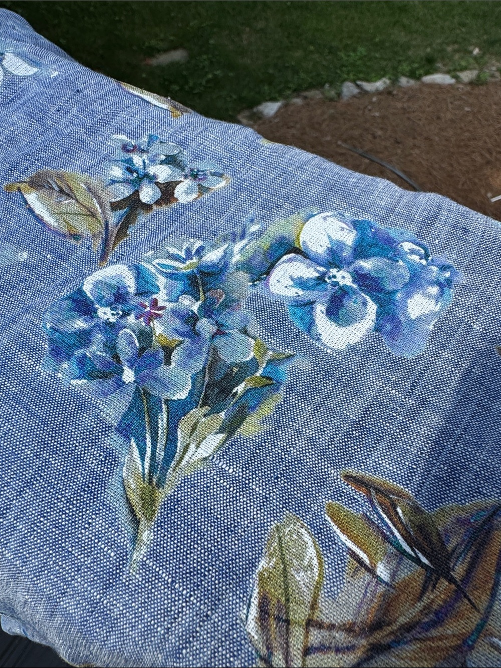 Frank & Eileen Blue Floral Rosie Short-Sleeve Button Shirt New Small - Picture 5 of 6